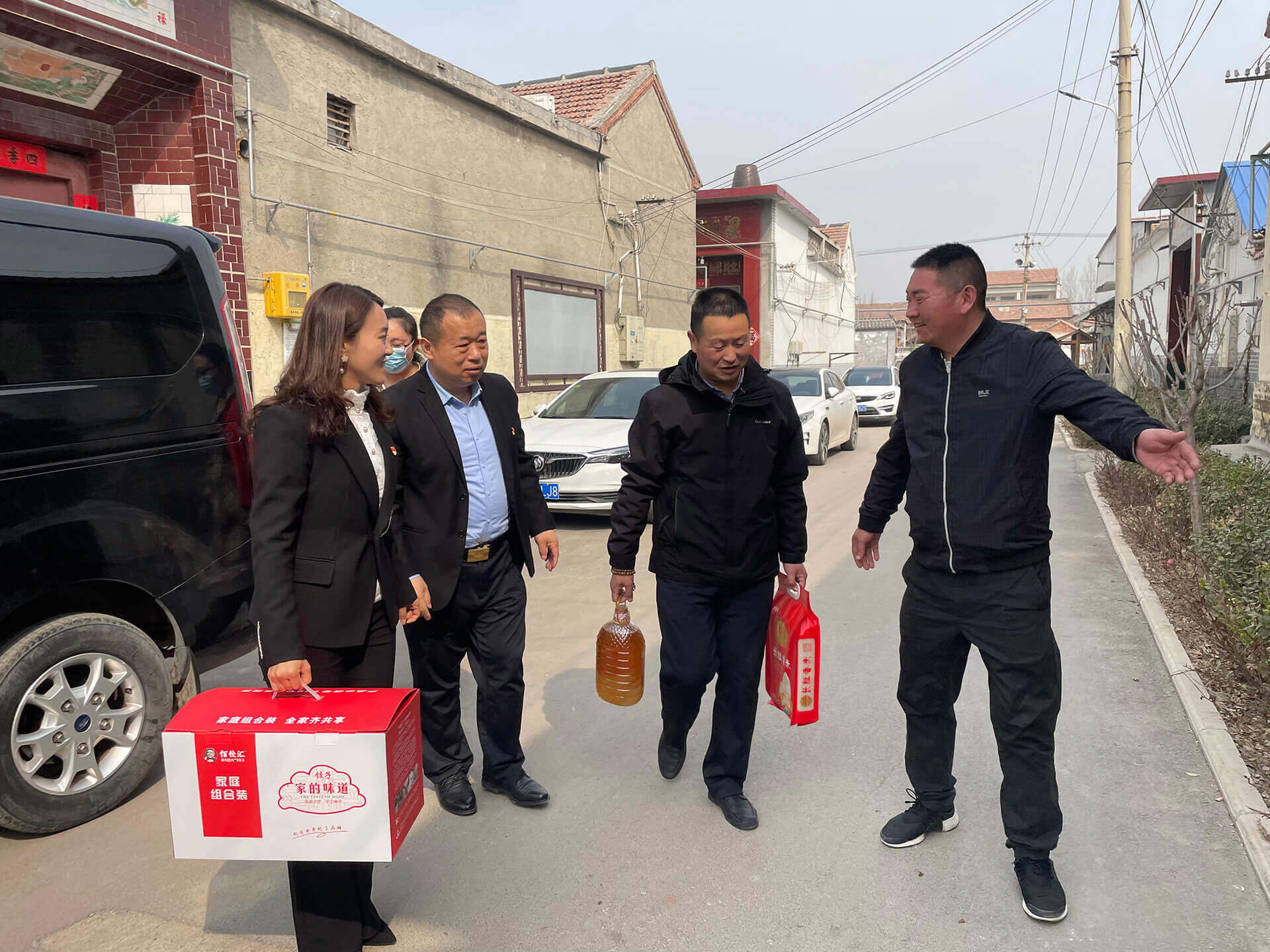 北京冬残奥会正如火如荼——尊龙凯时开展关爱残疾人送温暖活动